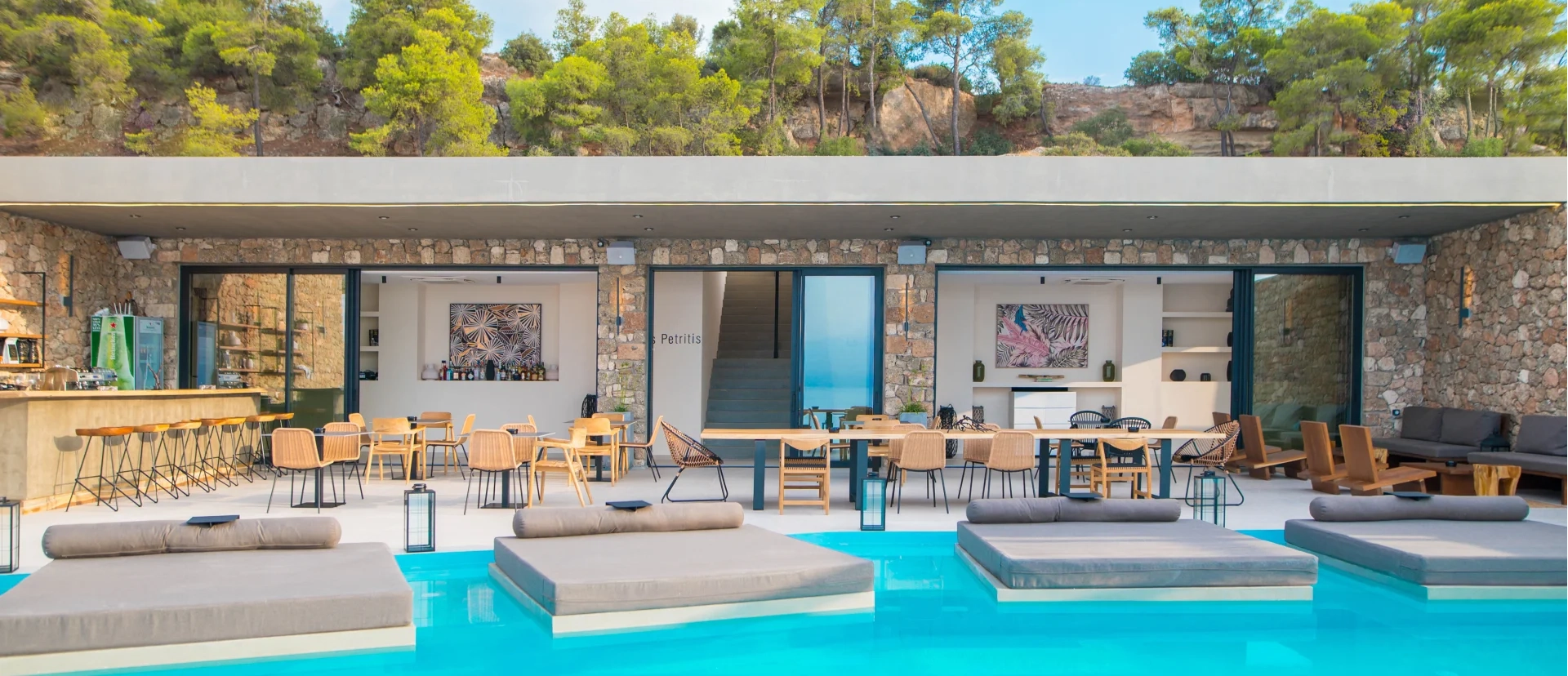 Kokkinos Petritis home